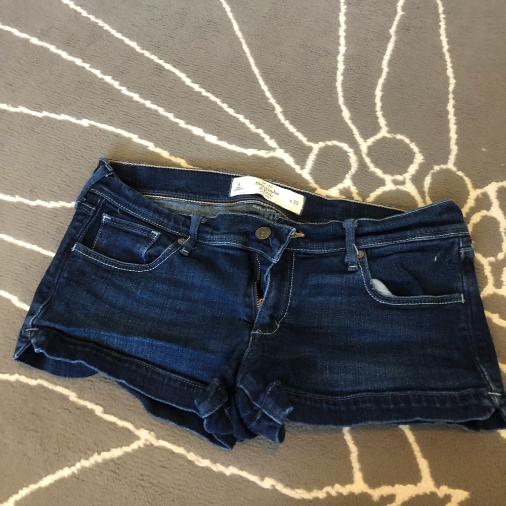 Abercrombie and Fitch dark wash shorts size 8